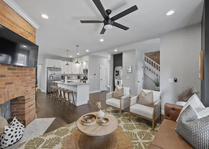 Hanford House W Hot Tub,sauna,bar Сasa de vacaciones Columbus