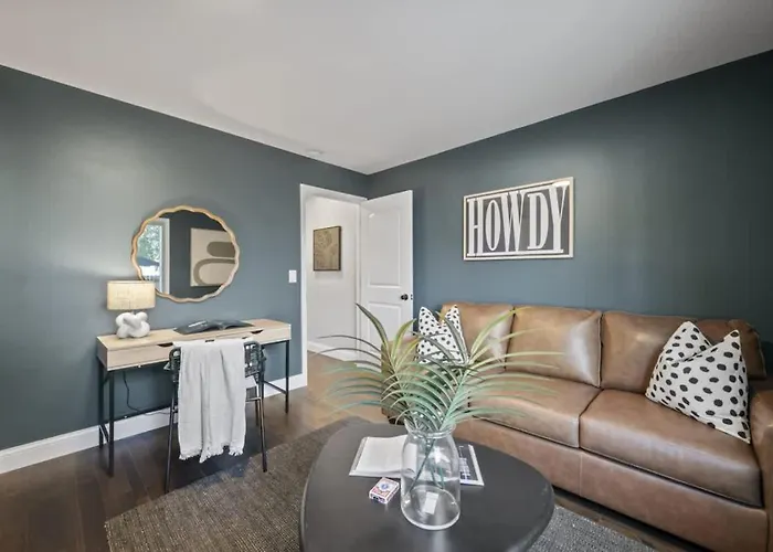 Hanford House W Hot Tub,sauna,bar * Columbus
