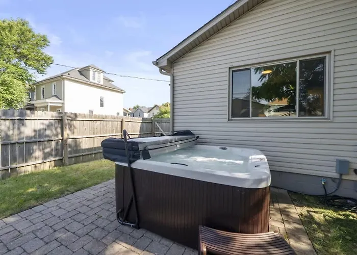 Hanford House W Hot Tub,sauna,bar Сasa de vacaciones Columbus